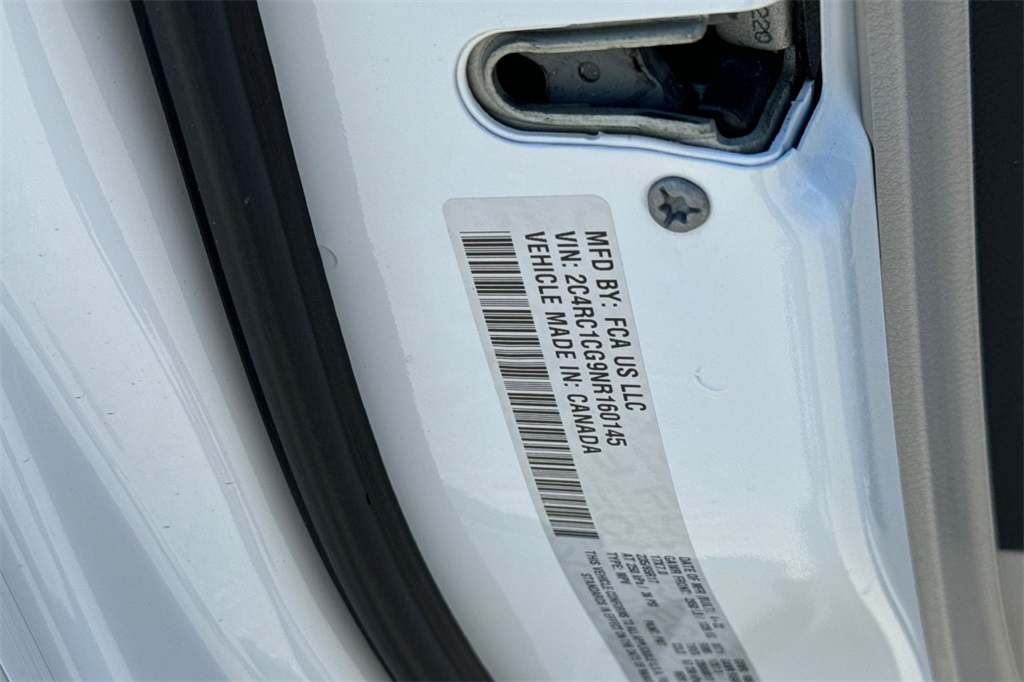 2022 Chrysler Voyager LX photo 25