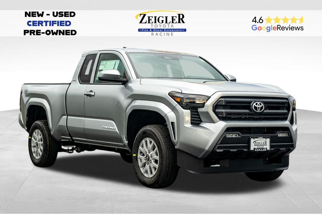 2025 Toyota Tacoma SR5's photo