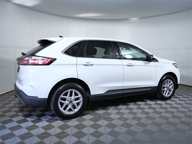 2024 Ford Edge SEL photo 8