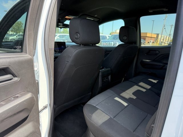 2025 Chevrolet Colorado LT photo 13