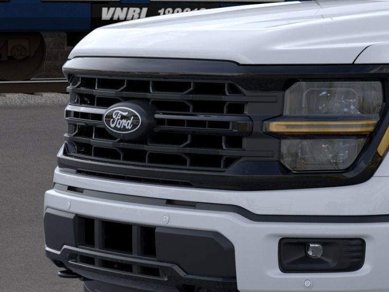 2025 Ford F-150 XLT photo 15