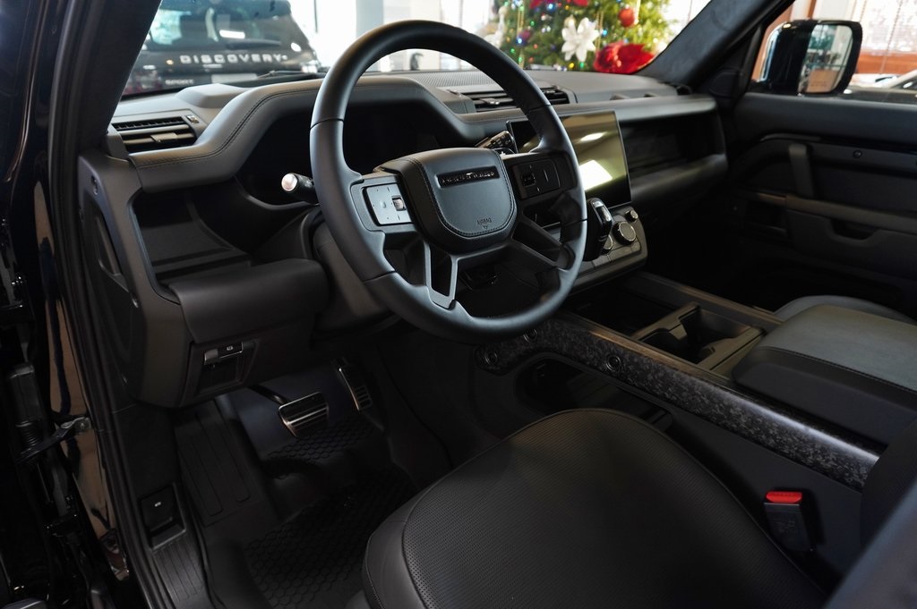 2026 LAND ROVER DEFENDER - Image 9