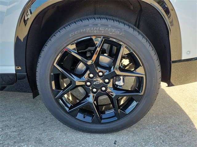 2026 Chevrolet Traverse RS photo 3