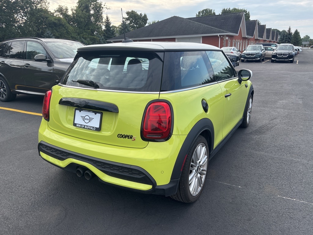 2023 Mini Cooper 2 Door Hardtop S photo 4