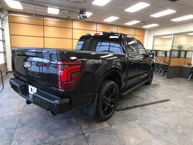 2025 Ford F-150 Lariat photo 8