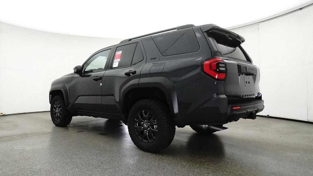 2025 Toyota 4Runner SR5 photo 14