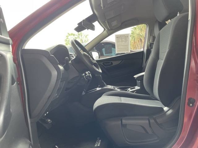 2020 Nissan Rogue Sport S photo 11