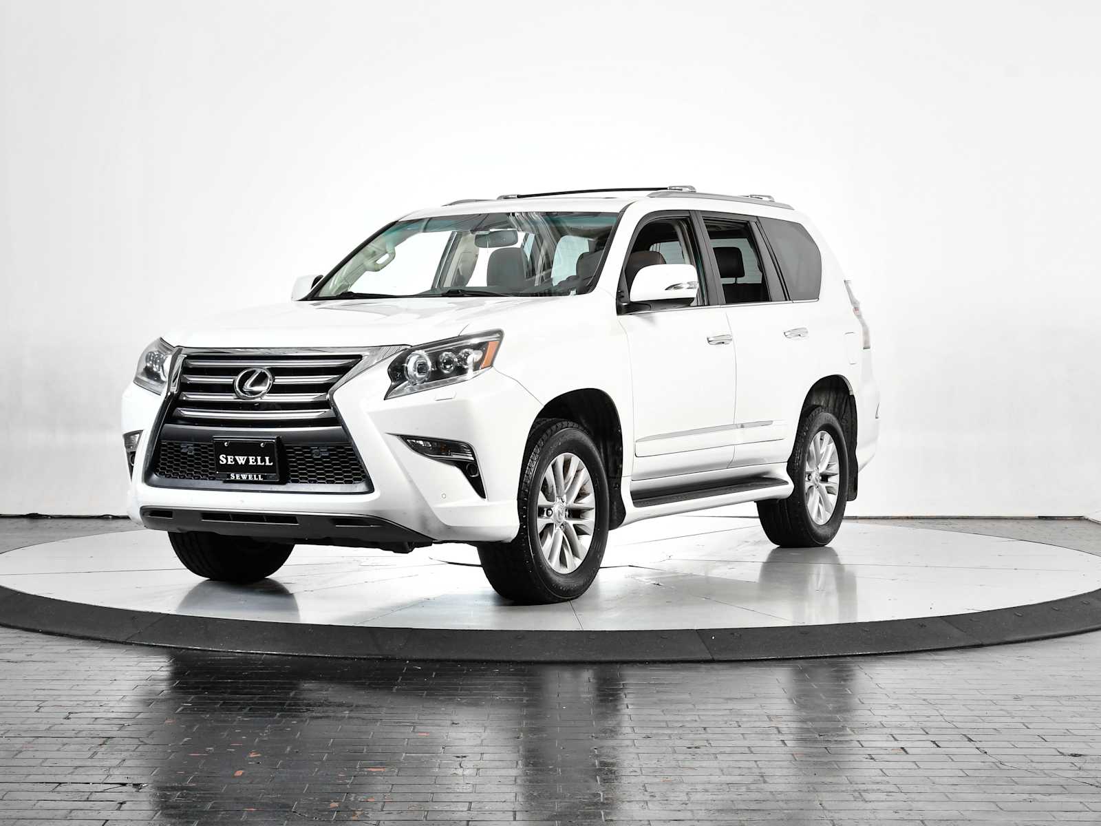 2014 Lexus GX Base's photo
