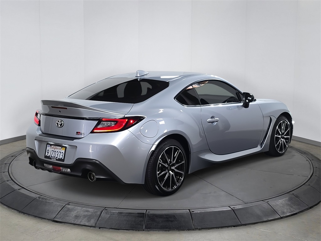 2023 Toyota GR86 photo 7