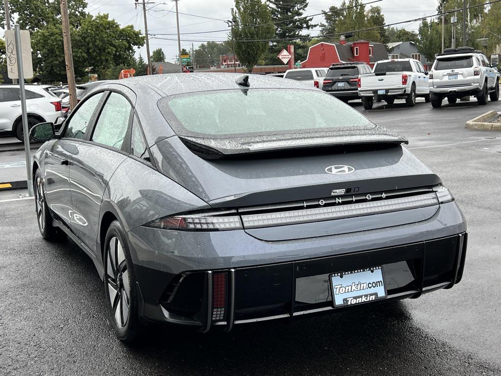 2025 Hyundai Ioniq 6 SE photo 4