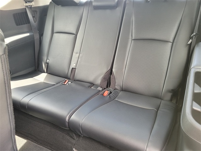 2024 Toyota Grand Highlander Limited photo 8