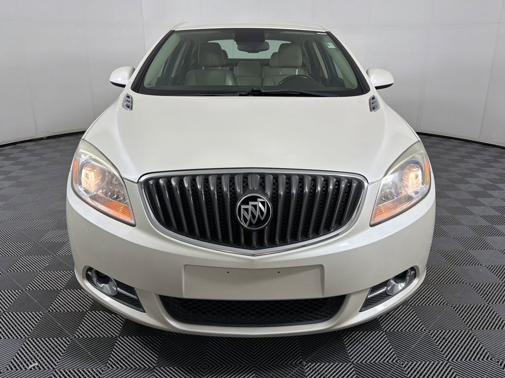 2013 Buick Verano Base photo 2