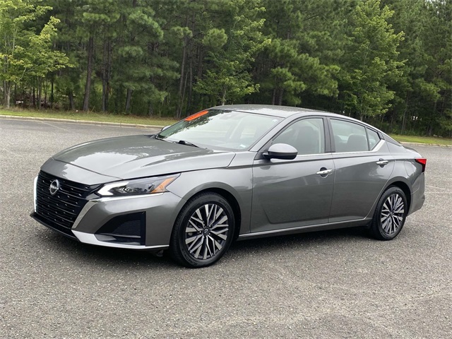 2023 Nissan Altima 2.5 SV photo 6