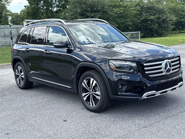 2025 Mercedes Benz GLB 250 photo 2