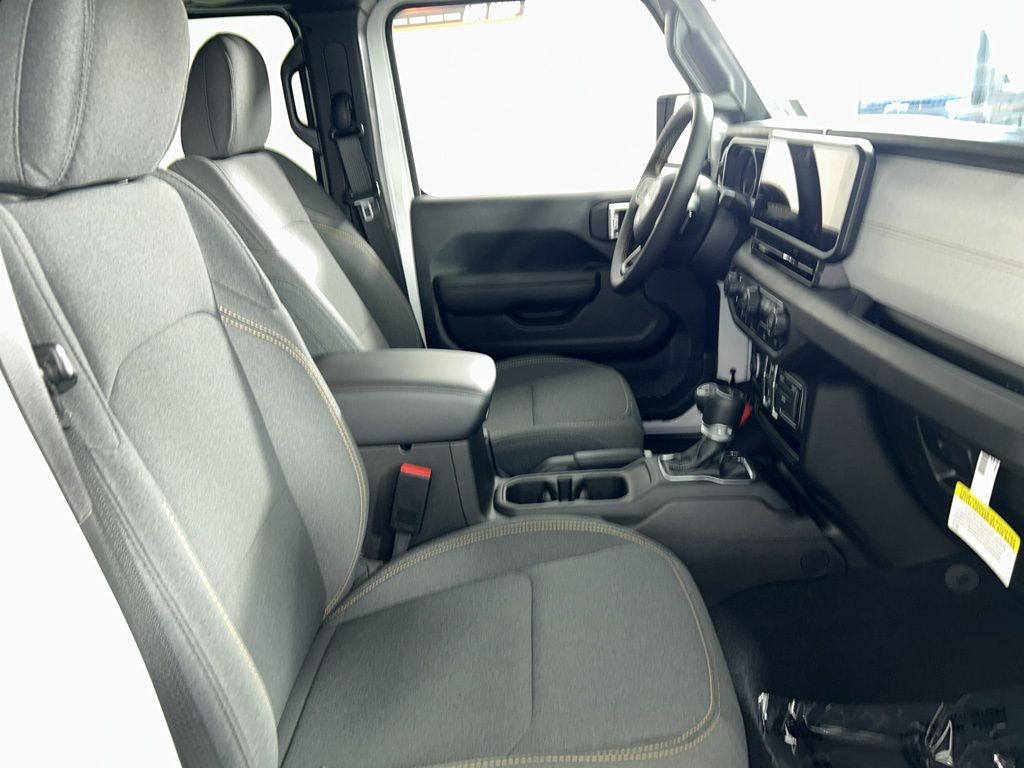 2024 Jeep Gladiator Sport S photo 14