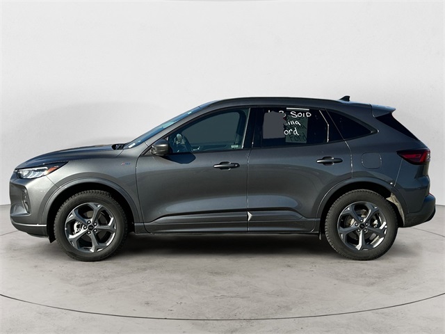 2024 Ford Escape Hybrid ST-Line Select photo 2