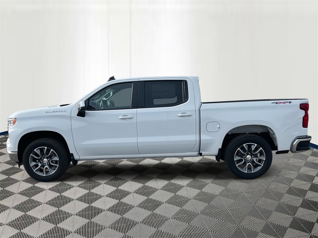 2026 Chevrolet Silverado 1500 LT photo 2