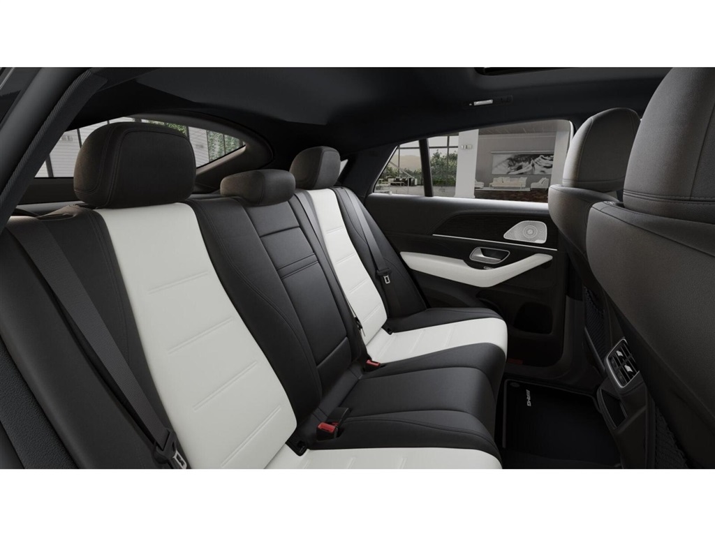 2026 Mercedes Benz GLE 450 4MATIC photo 4