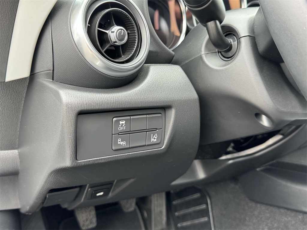 2018 Mazda MX-5 Miata Miata Grand Touring photo 28