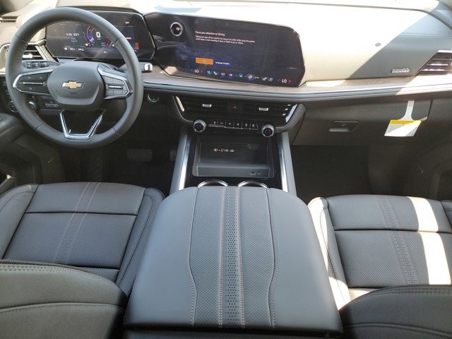 2025 Chevrolet Tahoe High Country photo 18