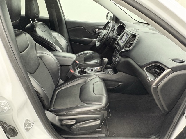 2019 Jeep Cherokee Latitude photo 27