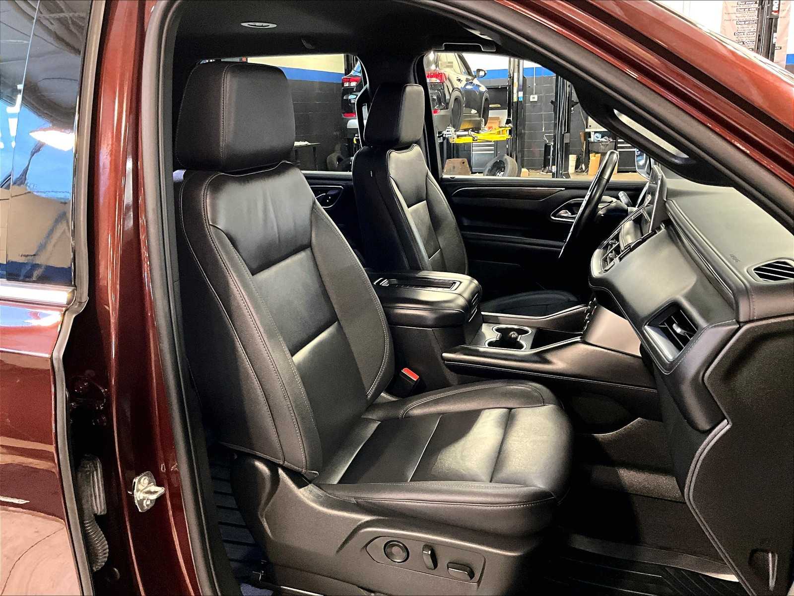 2022 Chevrolet Tahoe LT photo 11