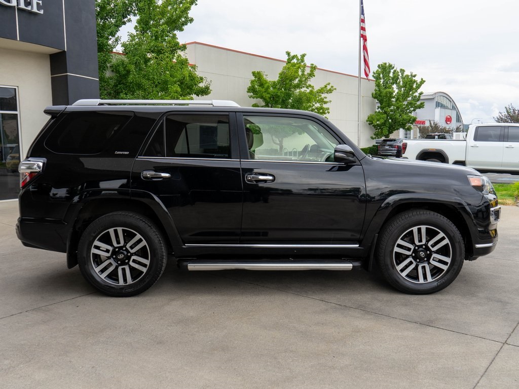 2016 Toyota 4Runner Limited photo 7