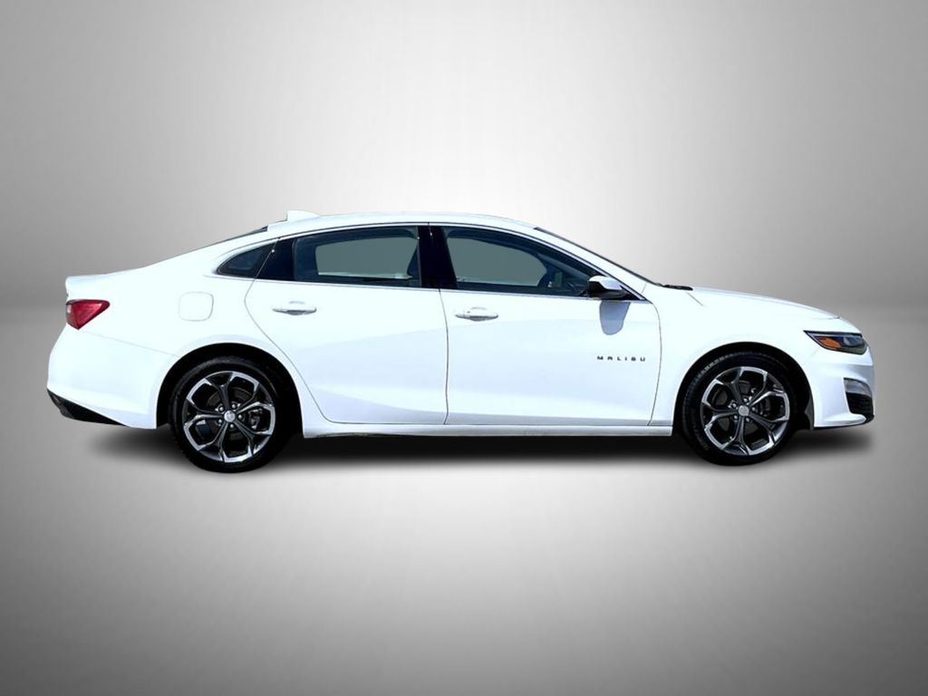 2023 Chevrolet Malibu 1LT photo 4