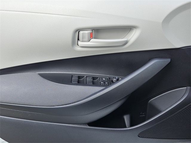 2025 Toyota Corolla Hybrid LE photo 27