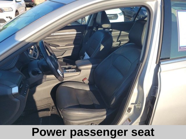 2023 Nissan Altima 2.5 SL photo 10