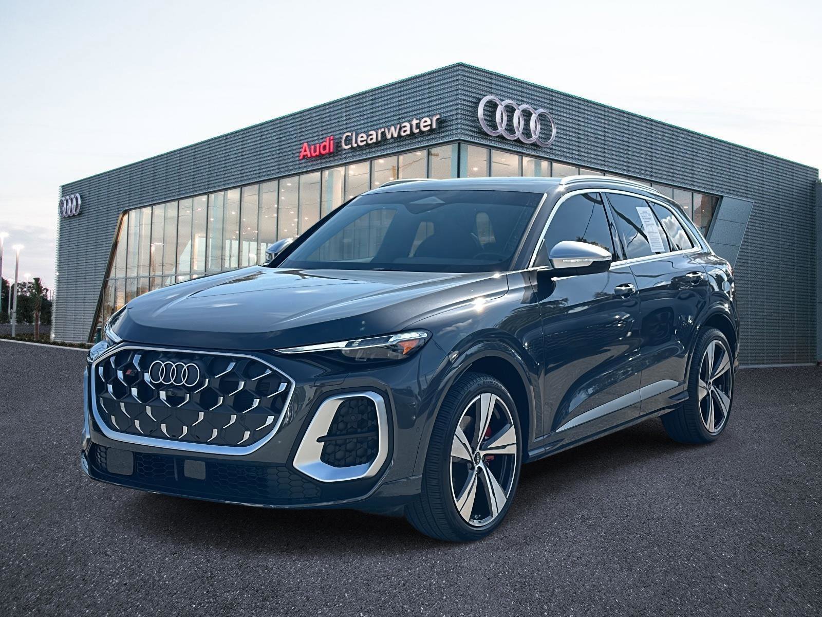 2025 Audi New SQ5 Premium Plus's photo