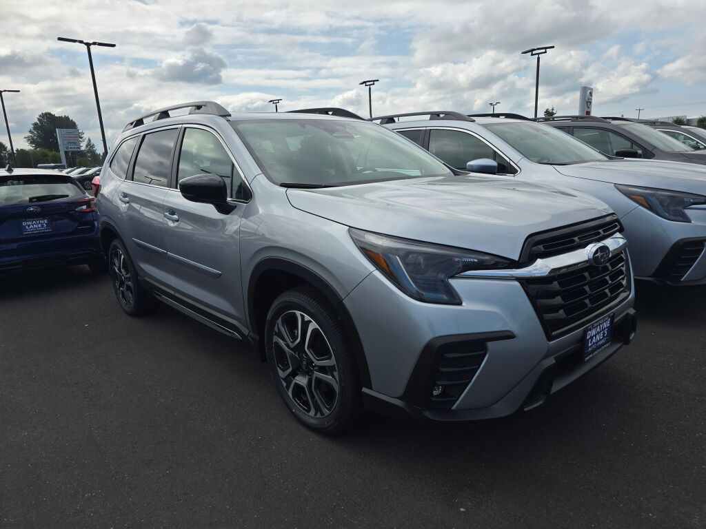 2025 Subaru Ascent Limited photo 3