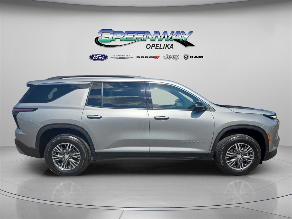 2024 Chevrolet Traverse photo 7