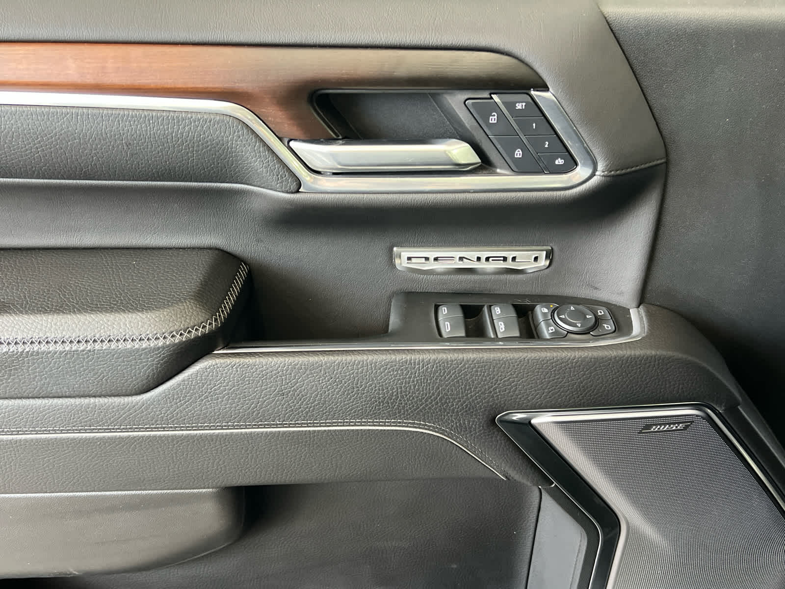 2024 Gmc Sierra 1500 Denali photo 22
