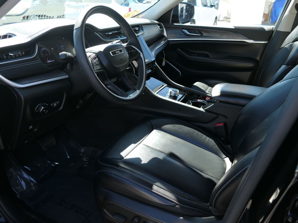 2022 Jeep Grand Cherokee Limited photo 8