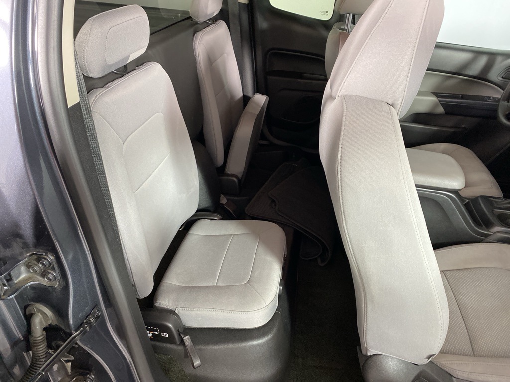 2017 Chevrolet Colorado Work Truck photo 16