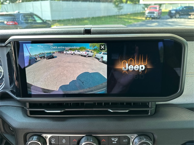 2025 Jeep Wrangler Sport S photo 23