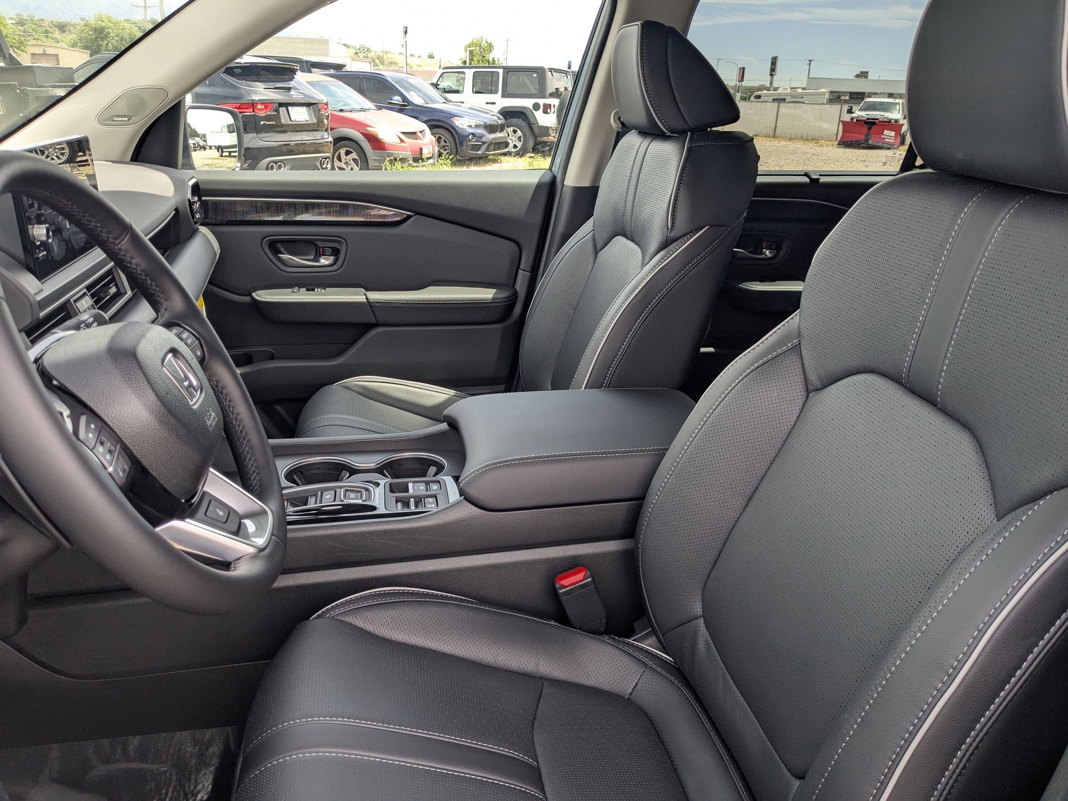 2025 Honda Pilot Elite photo 14
