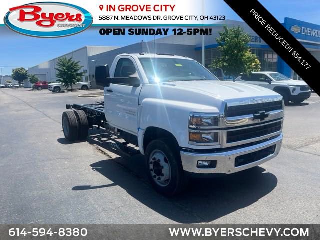 2024 Chevrolet Silverado 4500 Medium Duty Chassis Cab Work Truck's photo
