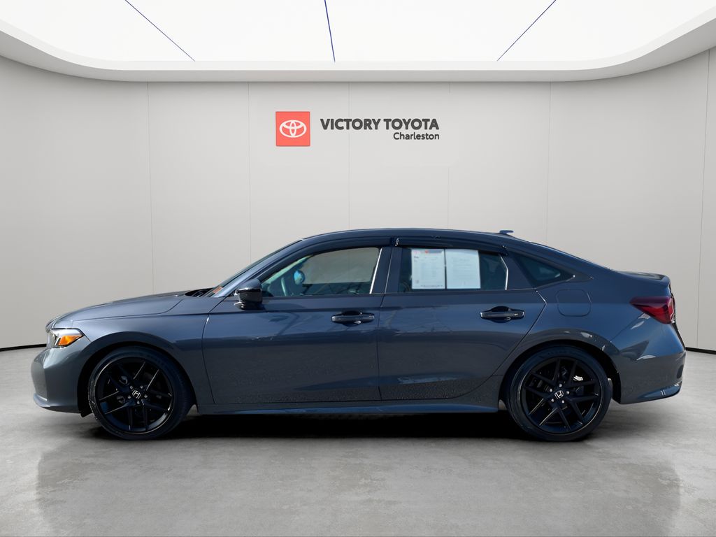 2025 Honda Civic Sport photo 2