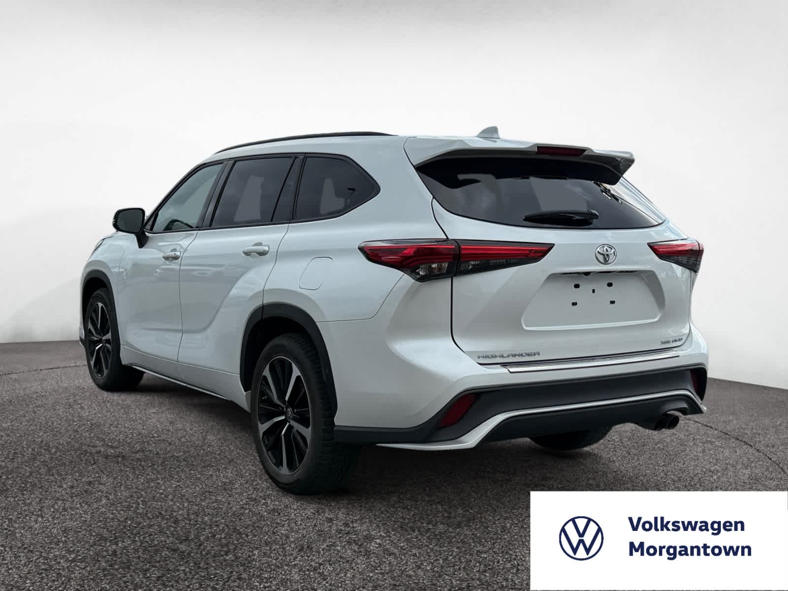 2022 Toyota Highlander XSE photo 3