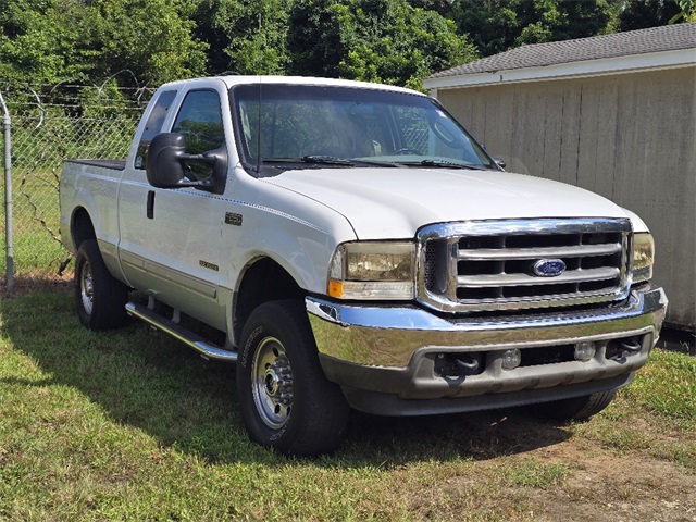 2003 Ford F-250 XLT photo 4