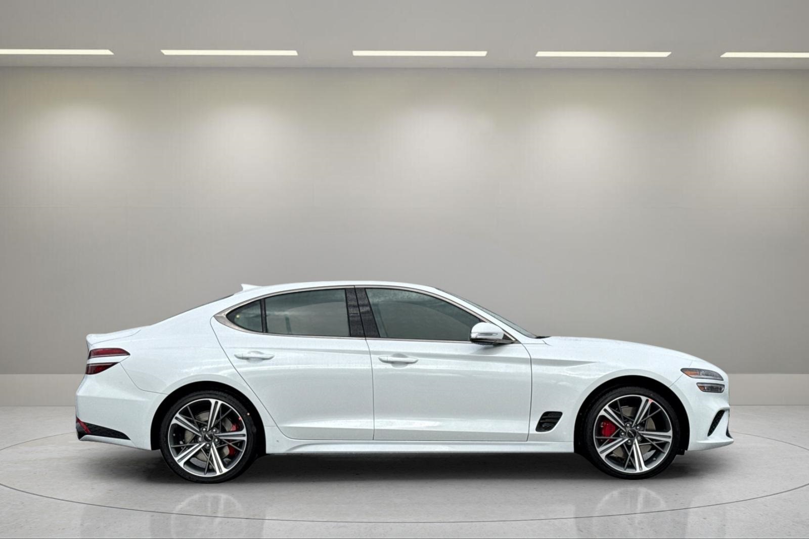 2025 Genesis G70 3.3T Sport Advanced photo 2