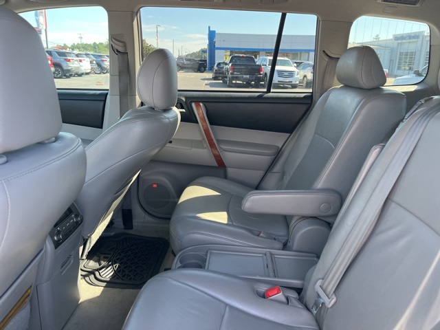 2010 Toyota Highlander Limited photo 12