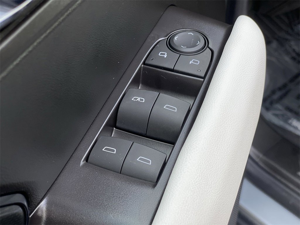 2024 Gmc Canyon AT4X photo 13