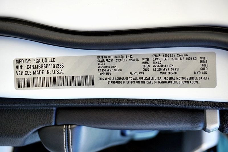 Used 2023 White Jeep Limited image 36