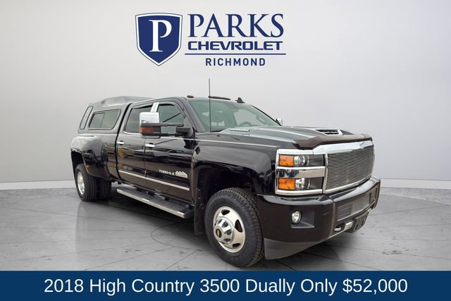 2018 Chevrolet Silverado HD High Country's photo