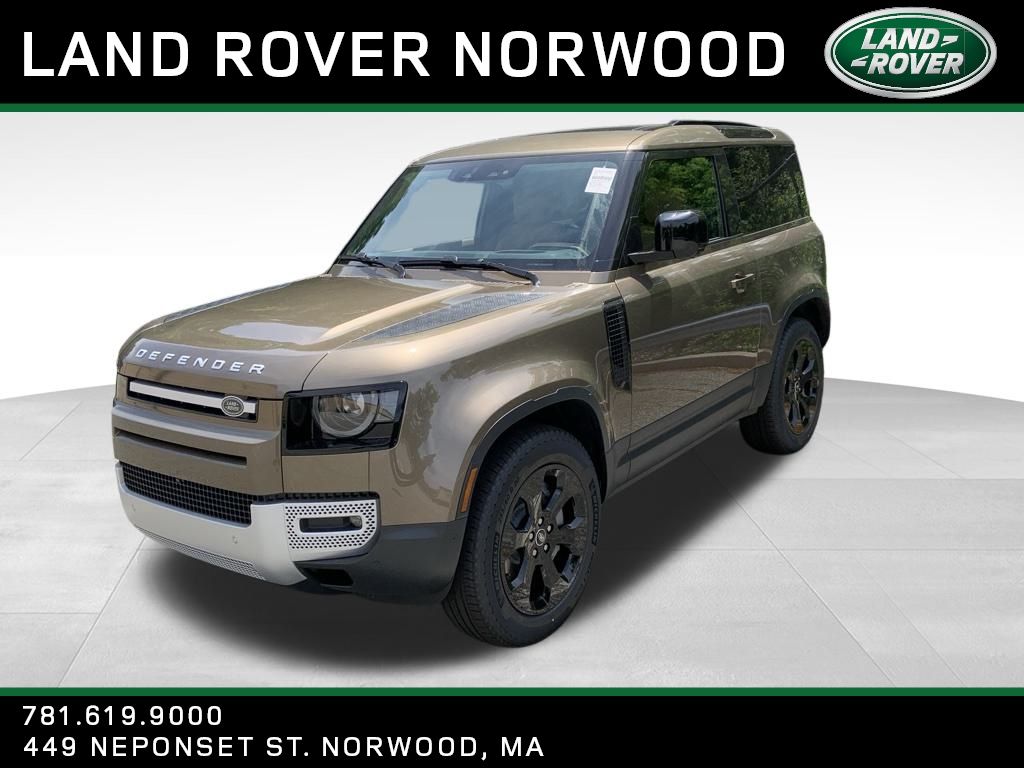 2025 Land Rover Defender S's photo