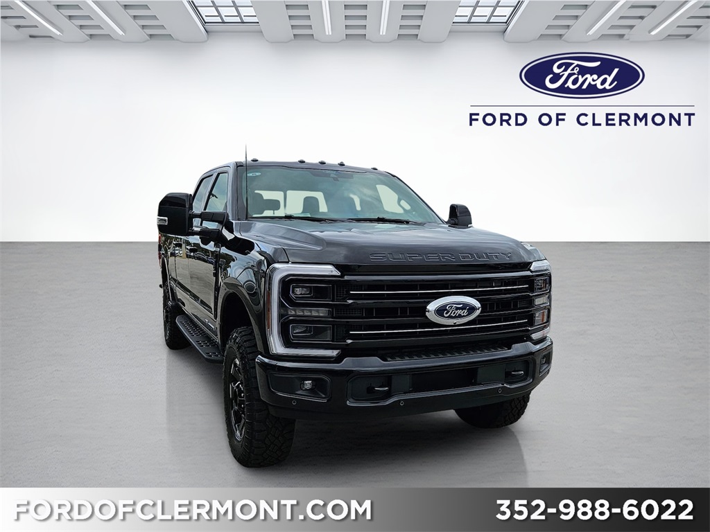 2026 Ford F-350 Super Duty Platinum's photo