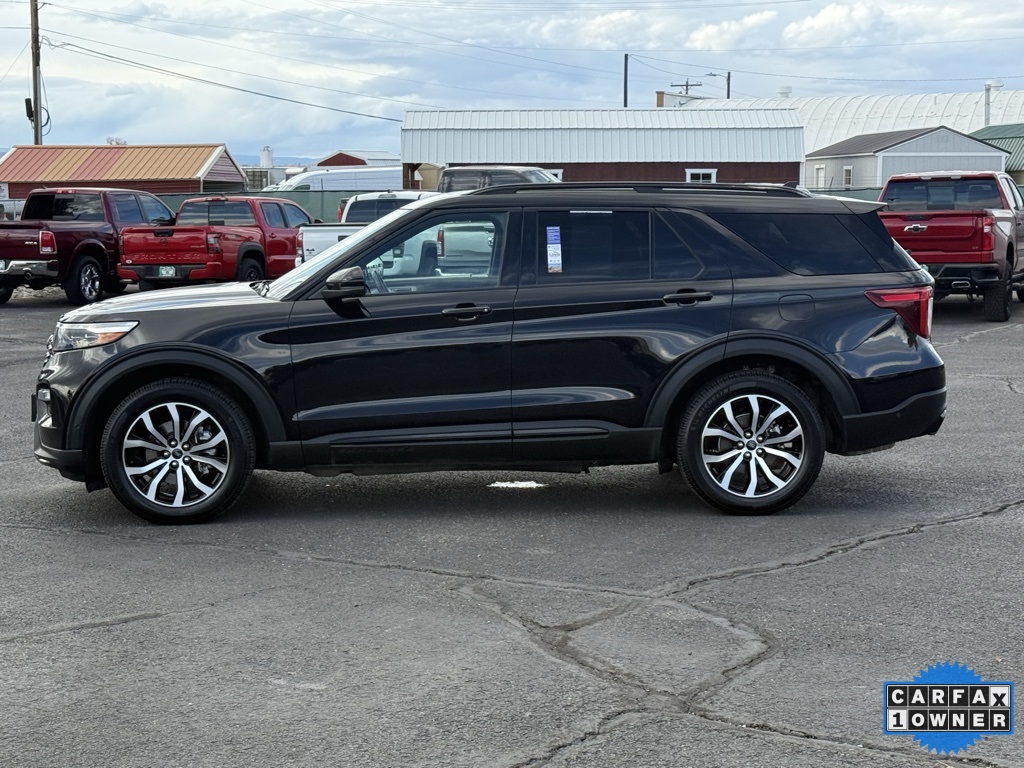 2021 Ford Explorer ST photo 4